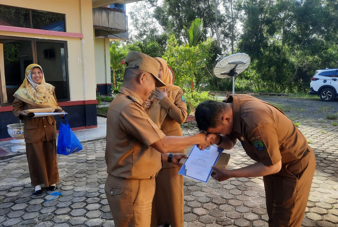 BERITA GAMBAR SIMPATIK